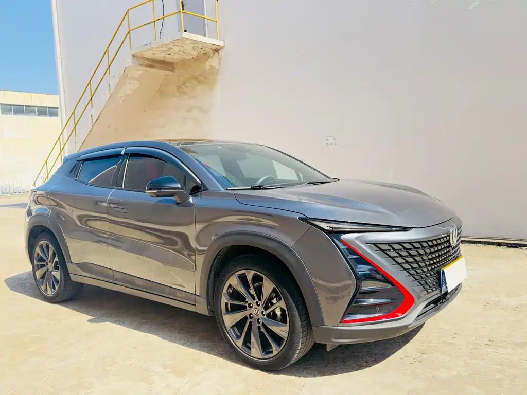 Changan UNI-T 1.5 T Distinguished