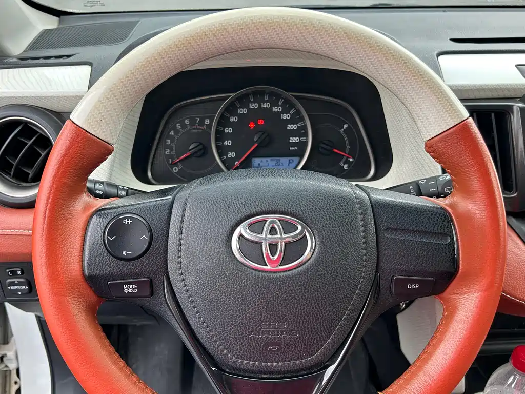 RAV4 2.0 L CVT 2 WD Style