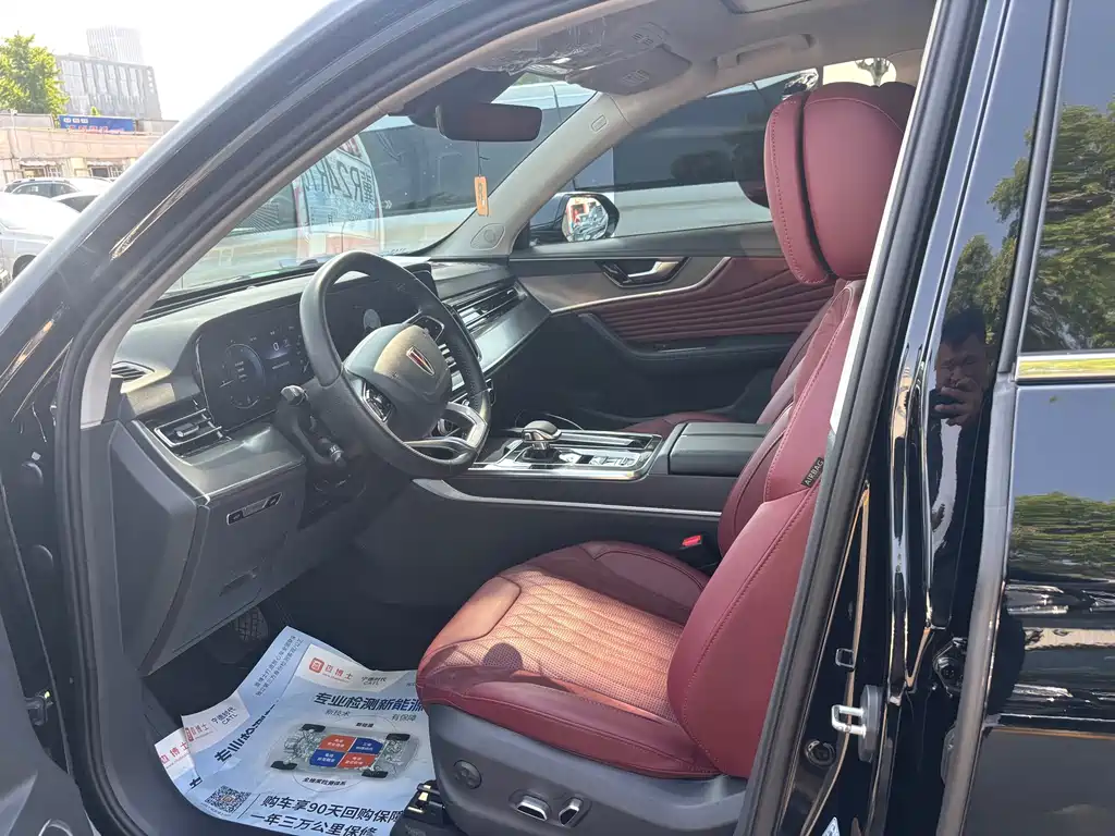 Hongqi HS5 2.0 T 4 WD Flagship Enjoyment Pro