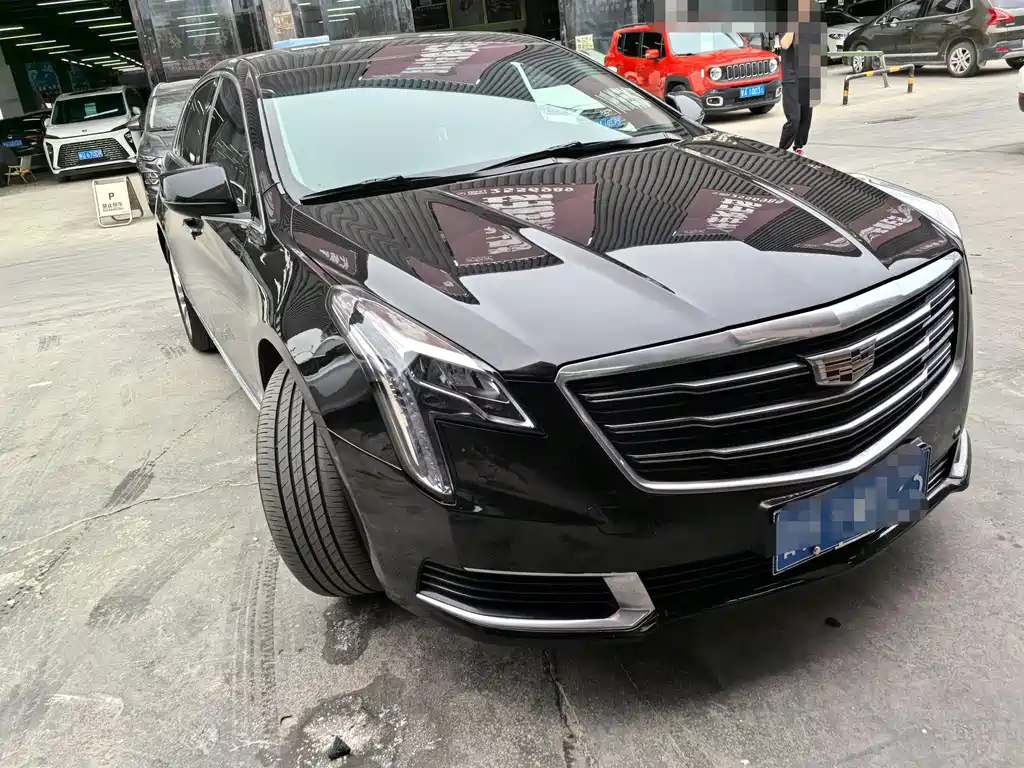 Cadillac XTS 28 T Tech