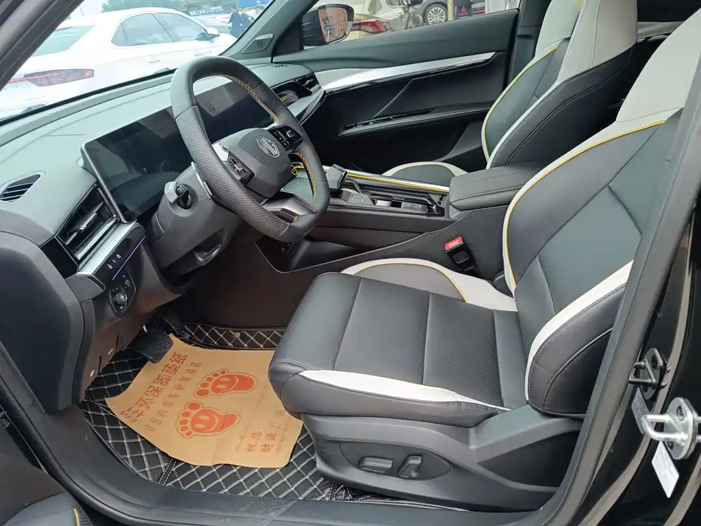MG5 Scorpio 1.5 T Trophy Sport Flagship