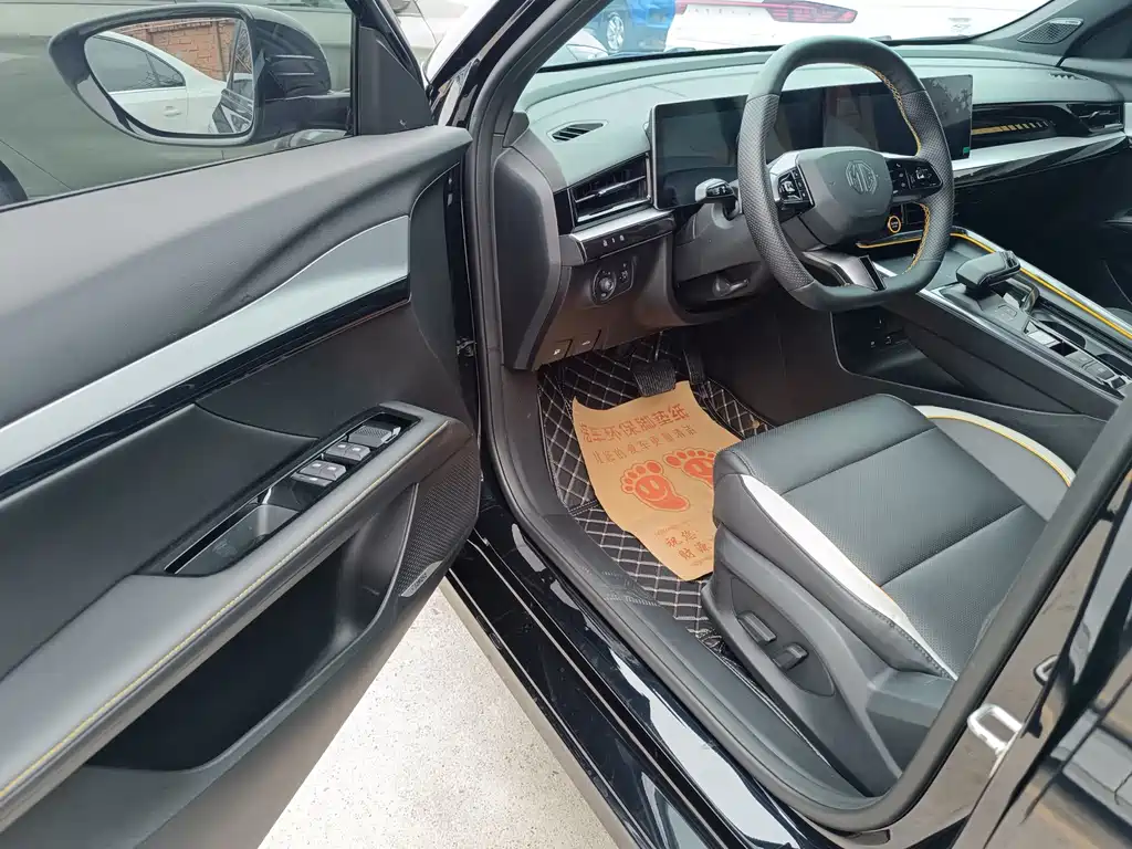 MG5 Scorpio 1.5 T Trophy Sport Flagship
