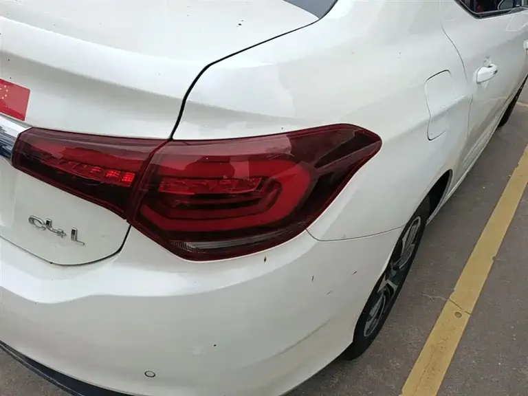 Citroën Citroen C4 L 雪铁龙C4 L 2016款 1.2 T 手动领先型