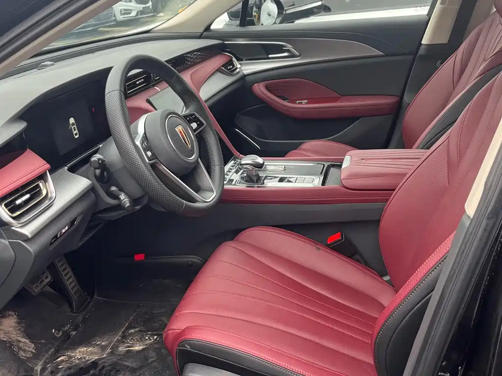 Hongqi H5 1.5 T DCT Connected Flagship Charm