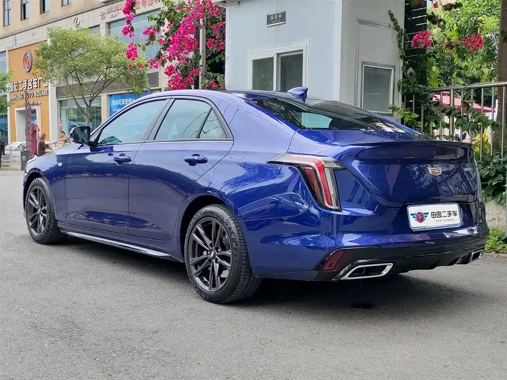 Cadillac CT4 25 T Luxury