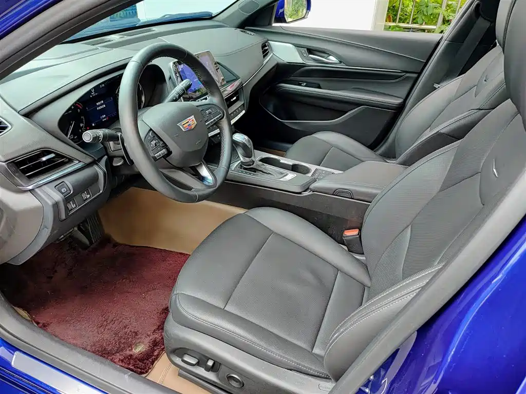 Cadillac CT4 25 T Luxury