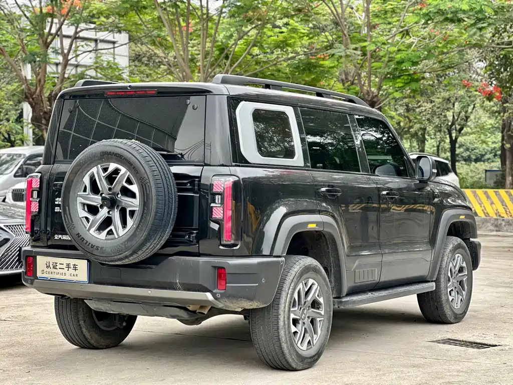 BAIC BJ40 2.0 T New City Hunter Swordsman