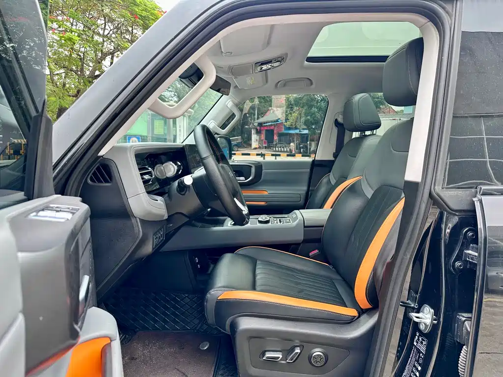 BAIC BJ40 2.0 T New City Hunter Swordsman