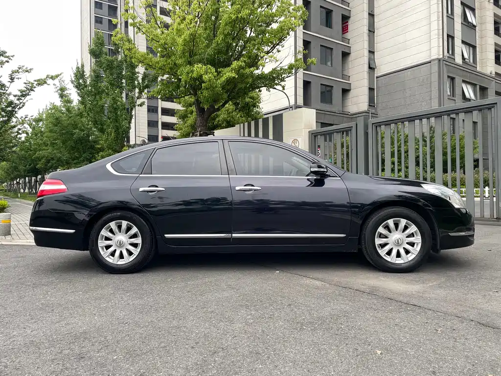 Teana 2.5 L XL Anniversary