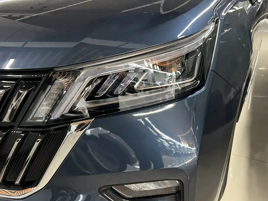 Wuling Jiachen 1.5 T CVT Premium Flagship