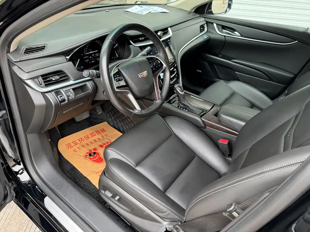 Cadillac XTS 28 T Tech