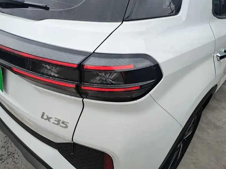 Hyundai ix35 2.0 L Auto 2 WD GLS Leading