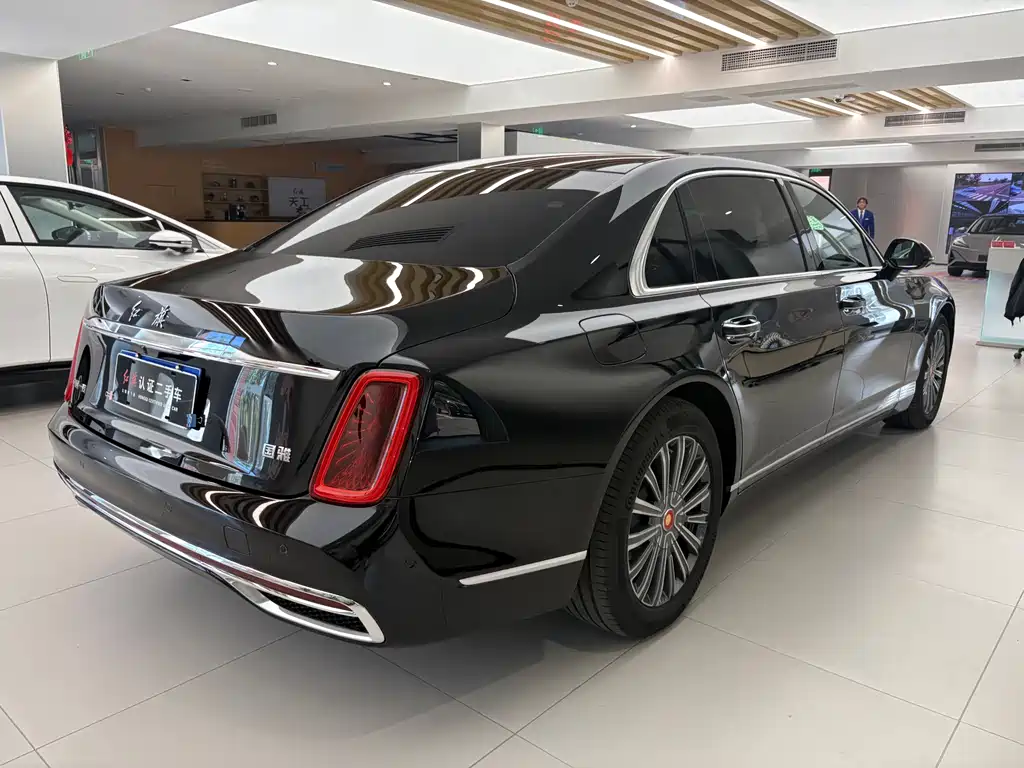 Hongqi Jinkuihua Guoya 3.0 T V6