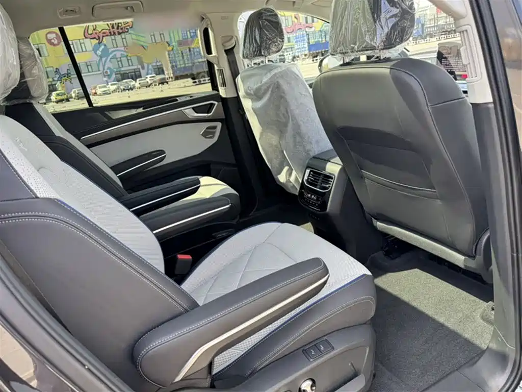 Talagon 450 TSI 4 WD Flagship 6-seat