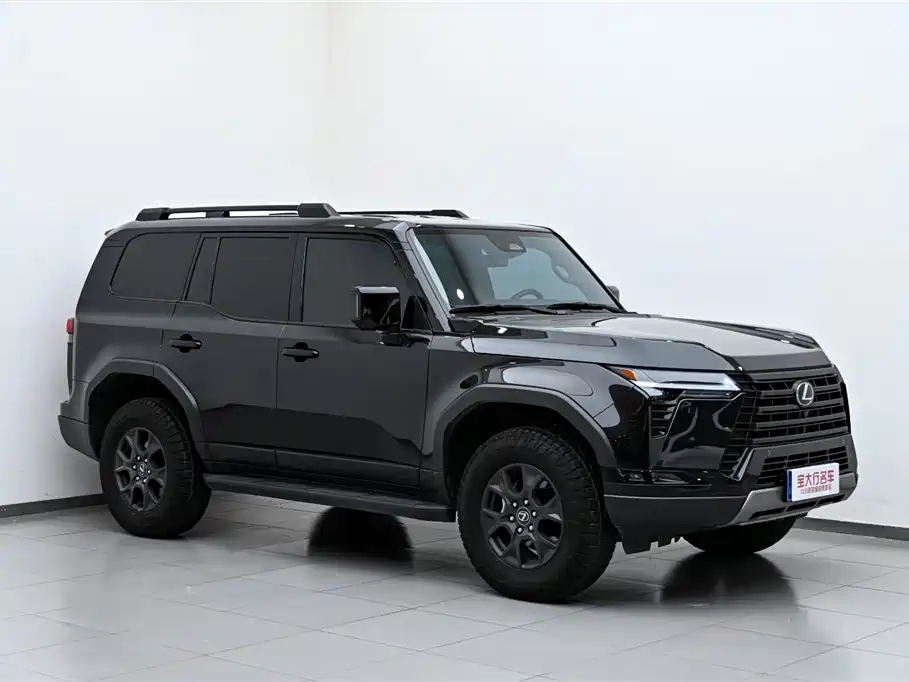 Lexus GX OVERTRAIL Far Peak