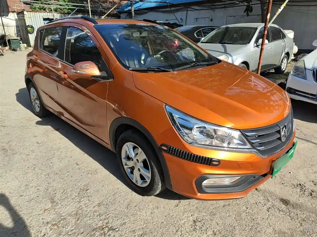 Baojun 310 1.2 L Manual Luxury