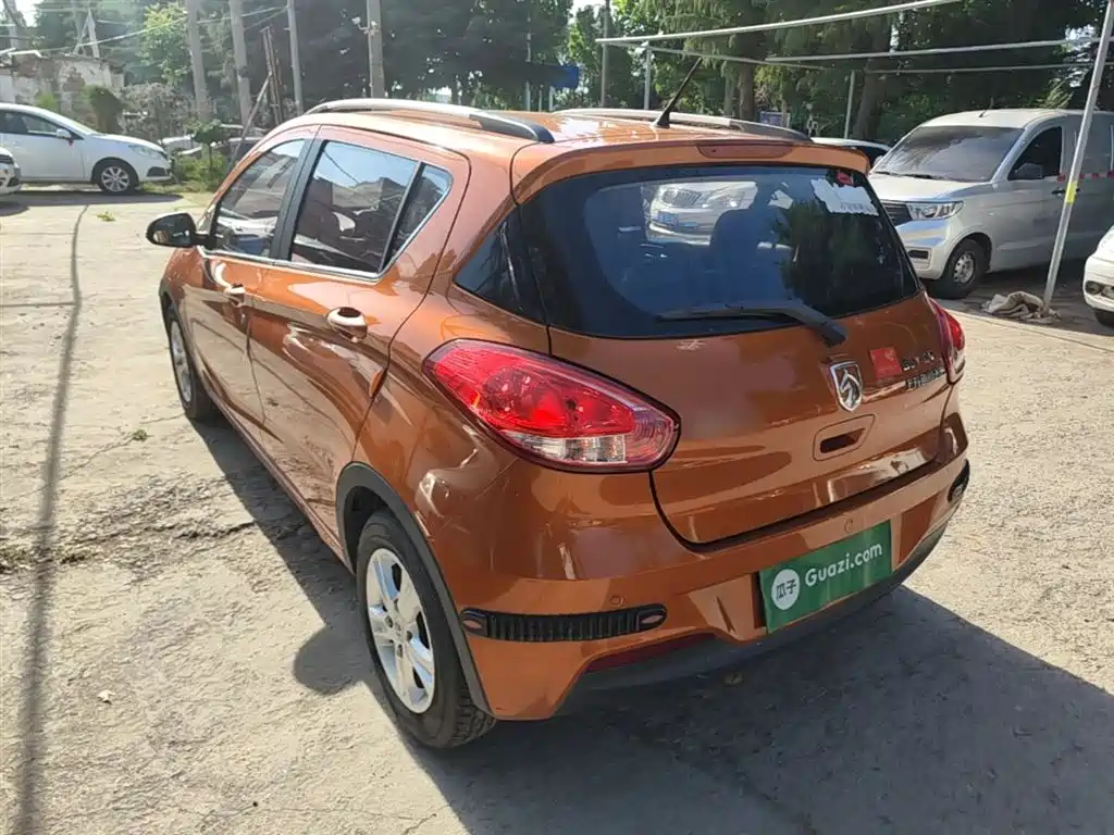 Baojun 310 1.2 L Manual Luxury