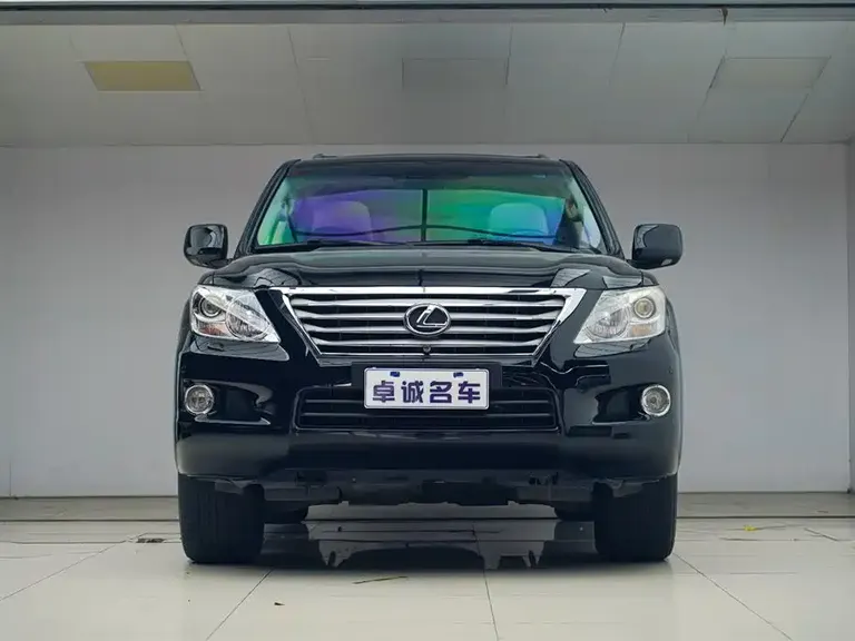 Lexus LX 570