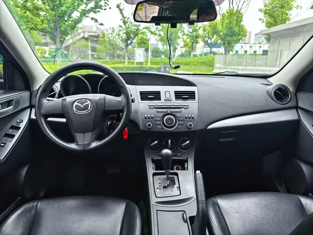 Mazda 3 Star Hatchback 1.6 L Auto Elite