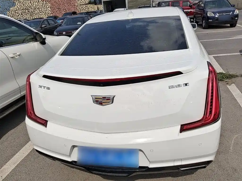 Cadillac XTS 28 T Tech