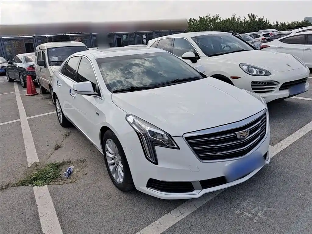 Cadillac XTS 28 T Tech