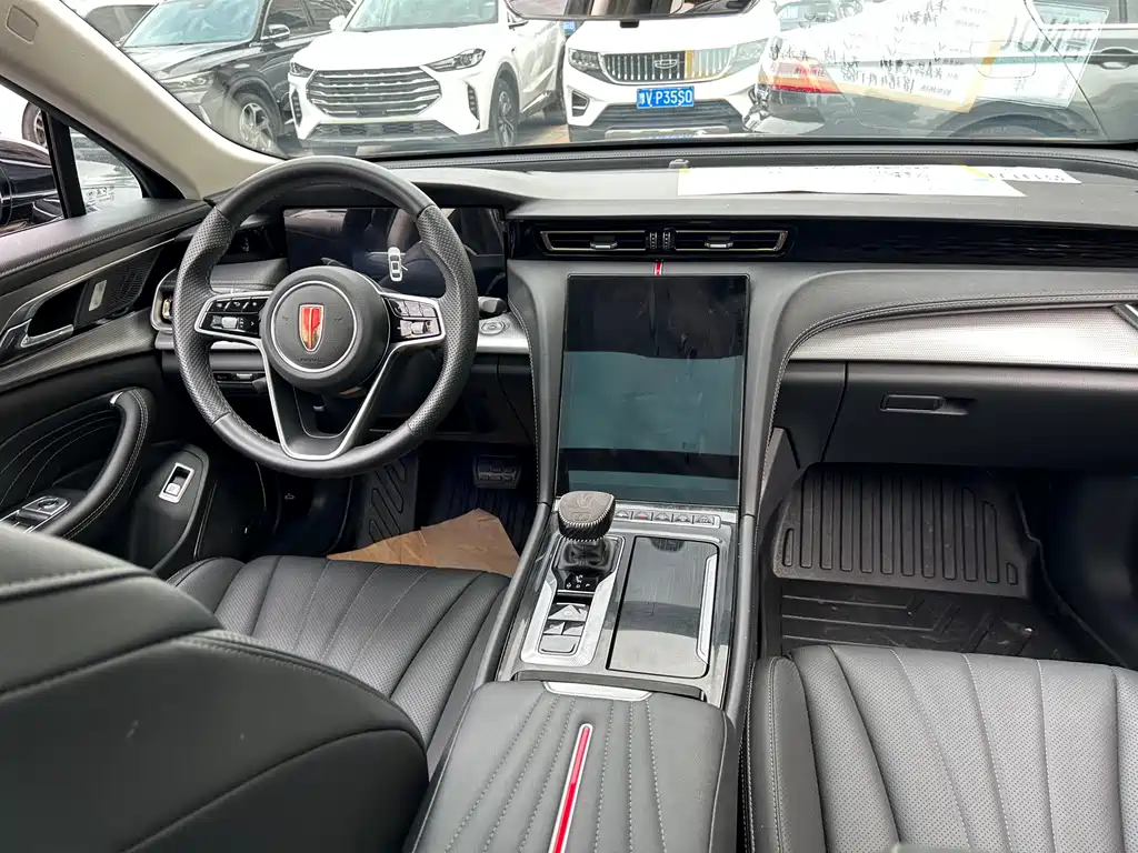 Hongqi H5 1.5 T DCT Connected Flagship Charm
