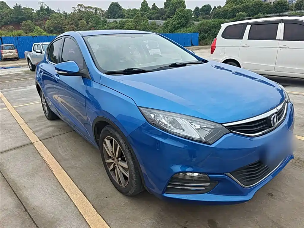 Eado XT 1.6 L Auto Handsome Cool CN-IV