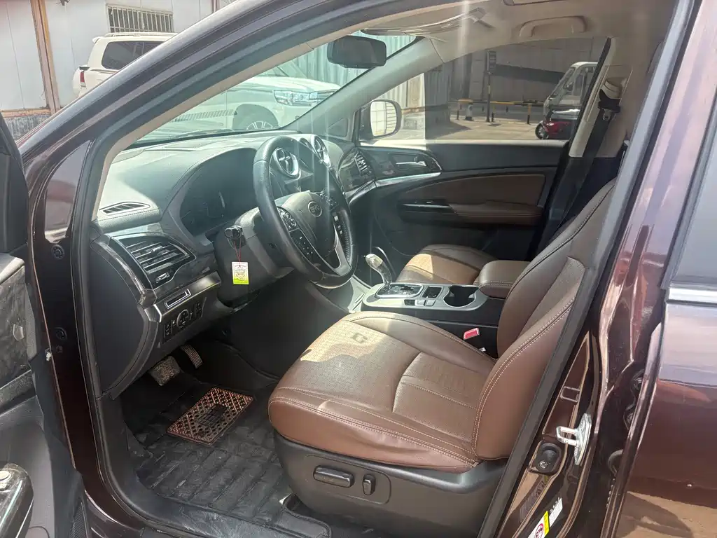 BYD S7 2.0 T Auto Distinguished