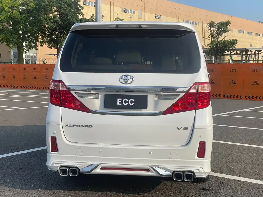Alphard 3.5 L Luxury