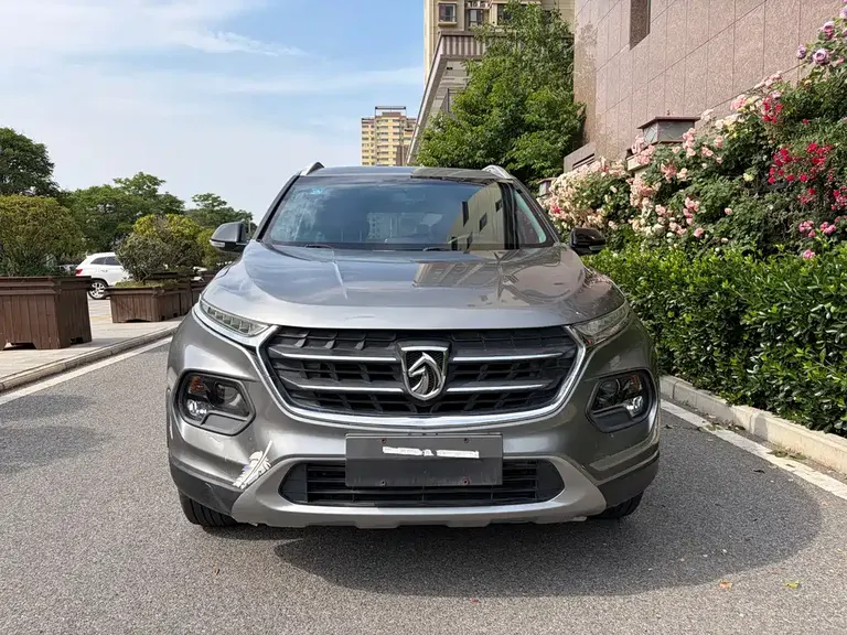 Baojun 510 1.5 L Manual Luxury