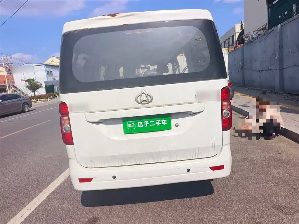 Changan Ruixing M60 1.5 L GDI Comfort Bus 6 7-seat