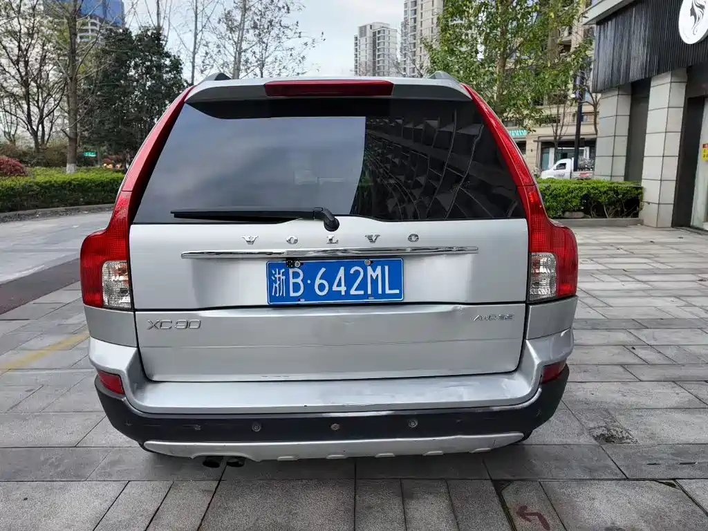 Volvo XC90 沃尔沃XC90 2009款 3.2 AWD运动版