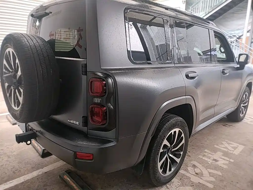 Haval H9 2.0 T Gasoline 4 WD Extreme Realm