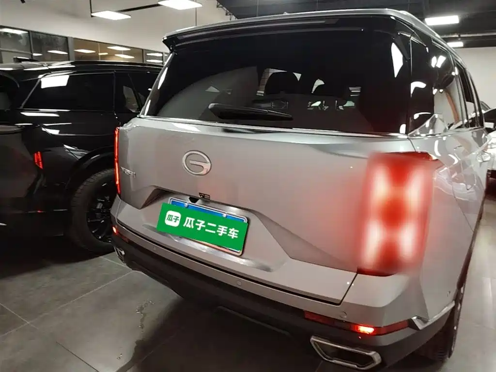 GAC Trumpchi GS8 Navigator Series 2.0 TGDI 2 WD Distinguished (7-seat)