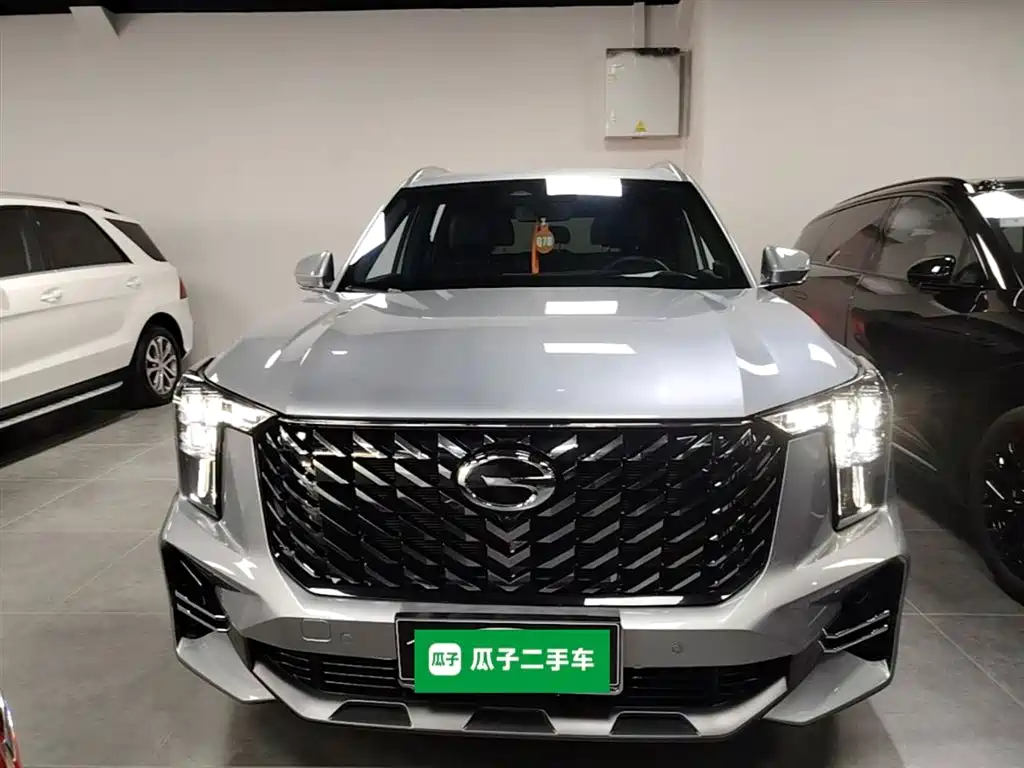 GAC Trumpchi GS8 Navigator Series 2.0 TGDI 2 WD Distinguished (7-seat)