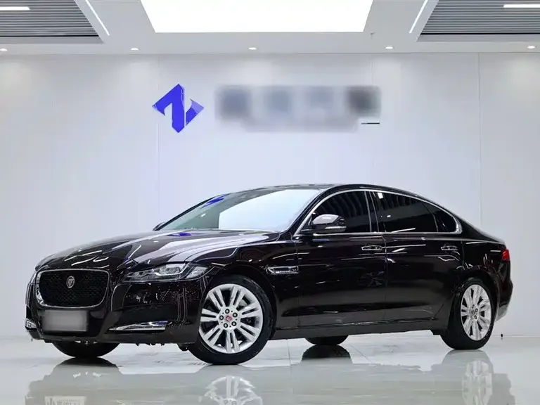 Jaguar XFL XFL 2.0 T 250 PS Luxury
