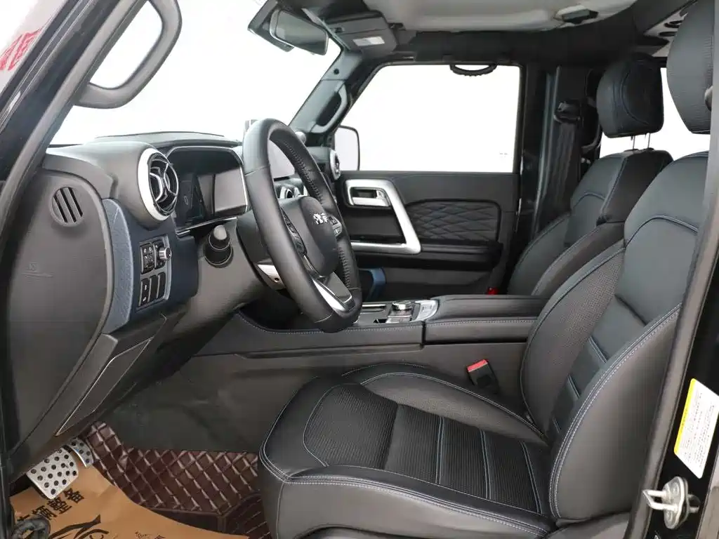 BAIC BJ40 2.0 T Auto 4 WD City Hunter Swordsman