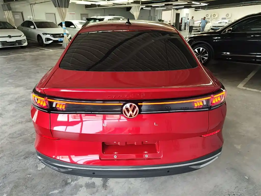 Lamando Lamando L 280 TSI DSG Spicy Cool