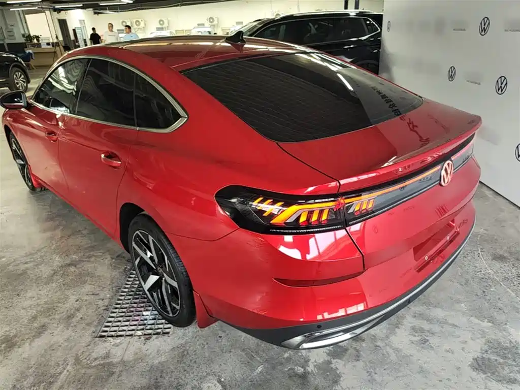 Lamando Lamando L 280 TSI DSG Spicy Cool