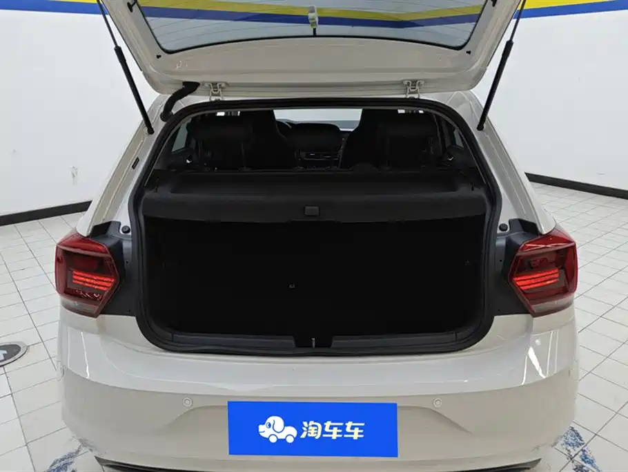 Polo Plus 1.5 L Auto Panoramic Pleasure