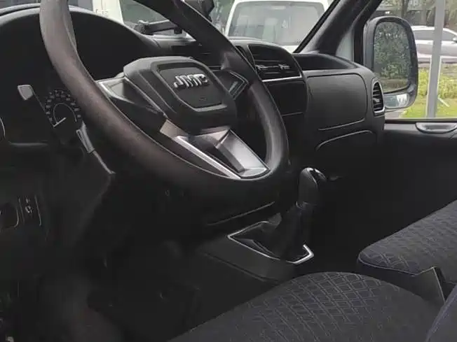 Transit Custom 特顺 2019款 2.8 T商运型短轴低顶6座国VI JX493