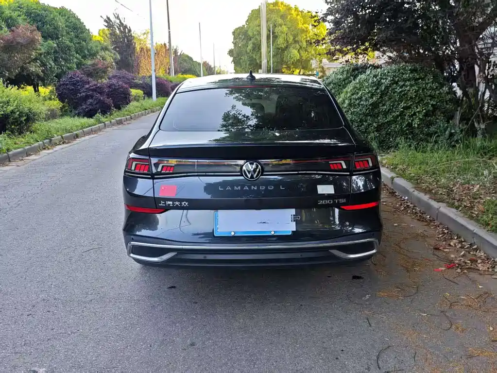 Lamando Lamando L 280 TSI DSG Spicy Cool