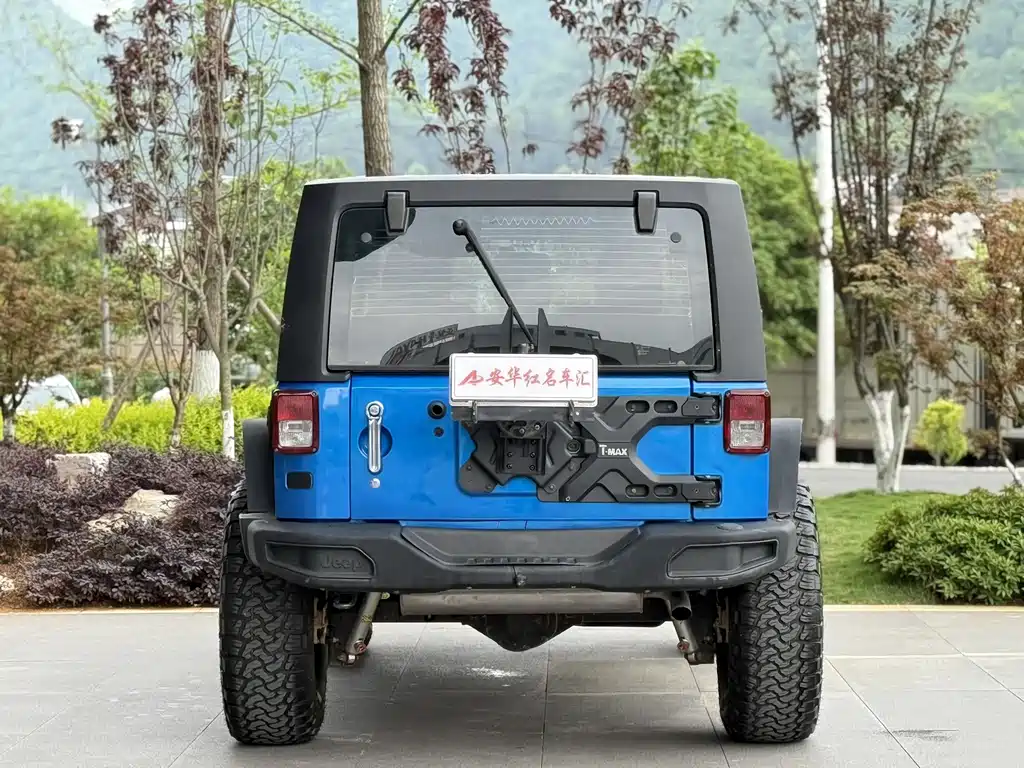 Wrangler 2.8 TD Sahara 4-door Comfort Enjoyment