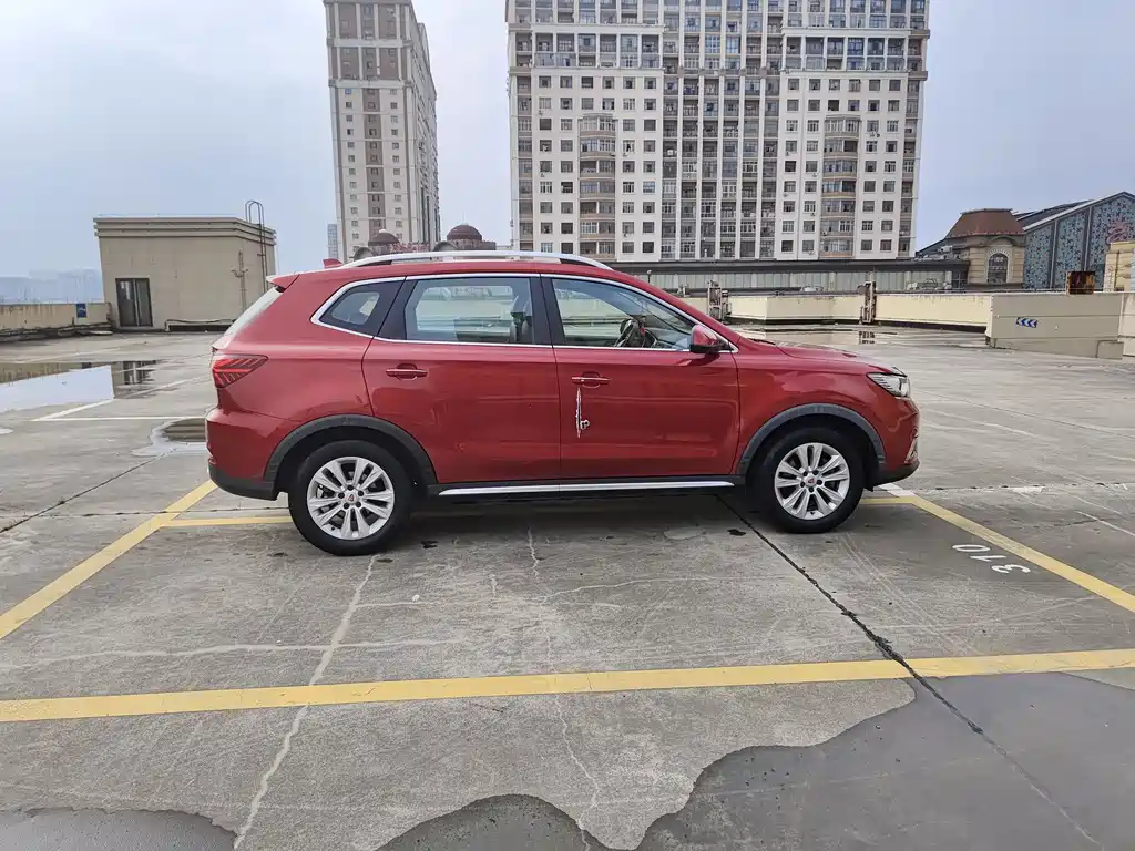 Roewe RX5 20 T 2 WD Auto Flagship