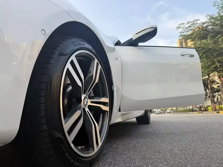 BMW 6 Series GT 630 i M Sport Package