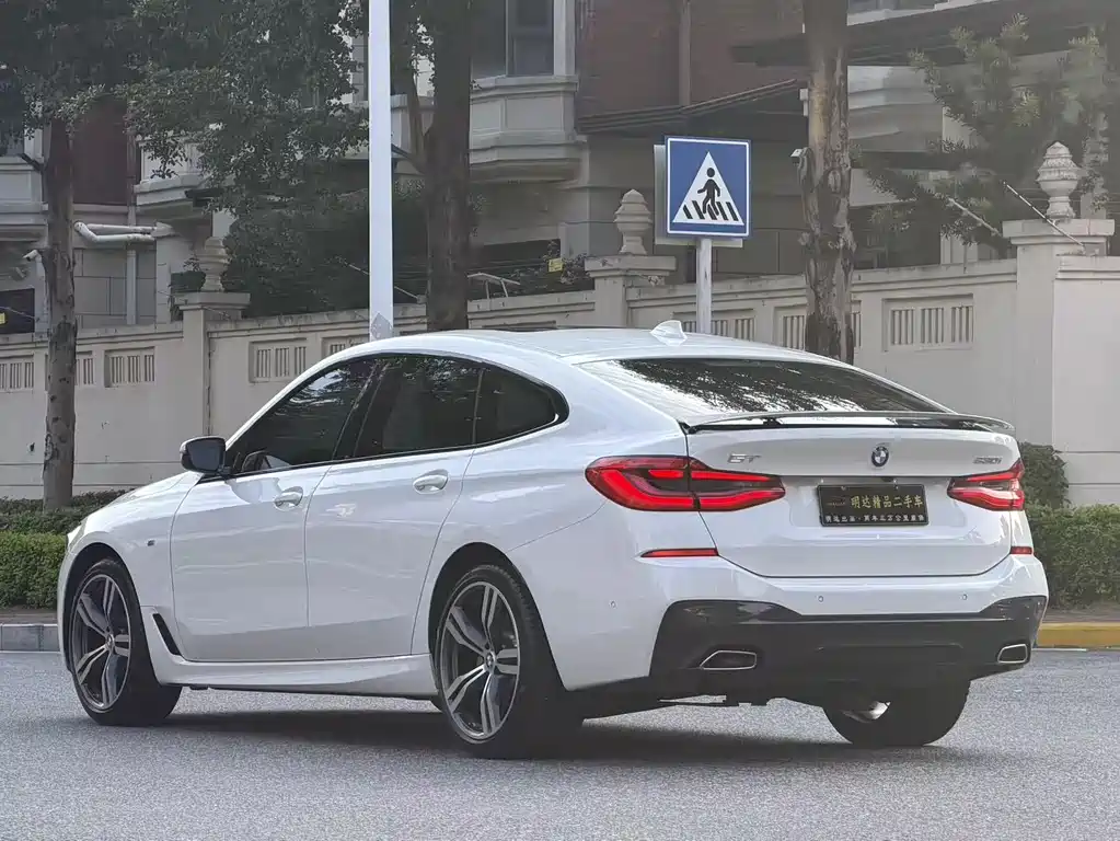 BMW 6 Series GT 630 i M Sport Package