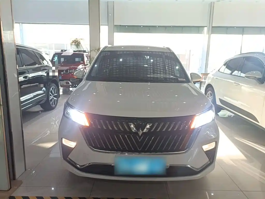 Wuling Jiachen 1.5 T CVT Smart Enjoyment Luxury