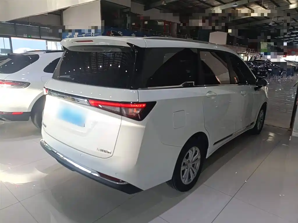 Wuling Jiachen 1.5 T CVT Smart Enjoyment Luxury
