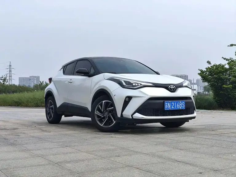 Toyota C-HR 2.0 L Luxury