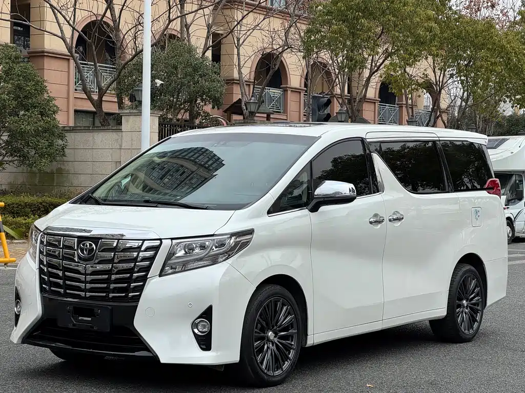 Alphard 3.5 L Distinguished